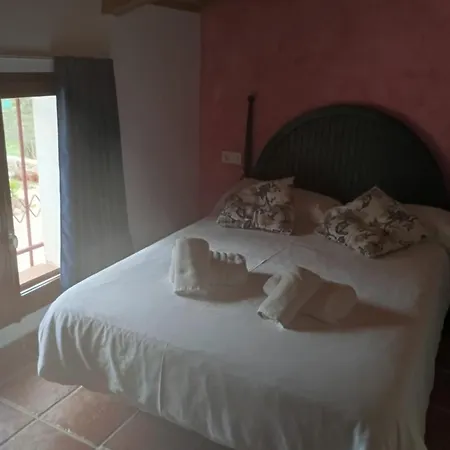 Complejo Rural Lomas De Otel